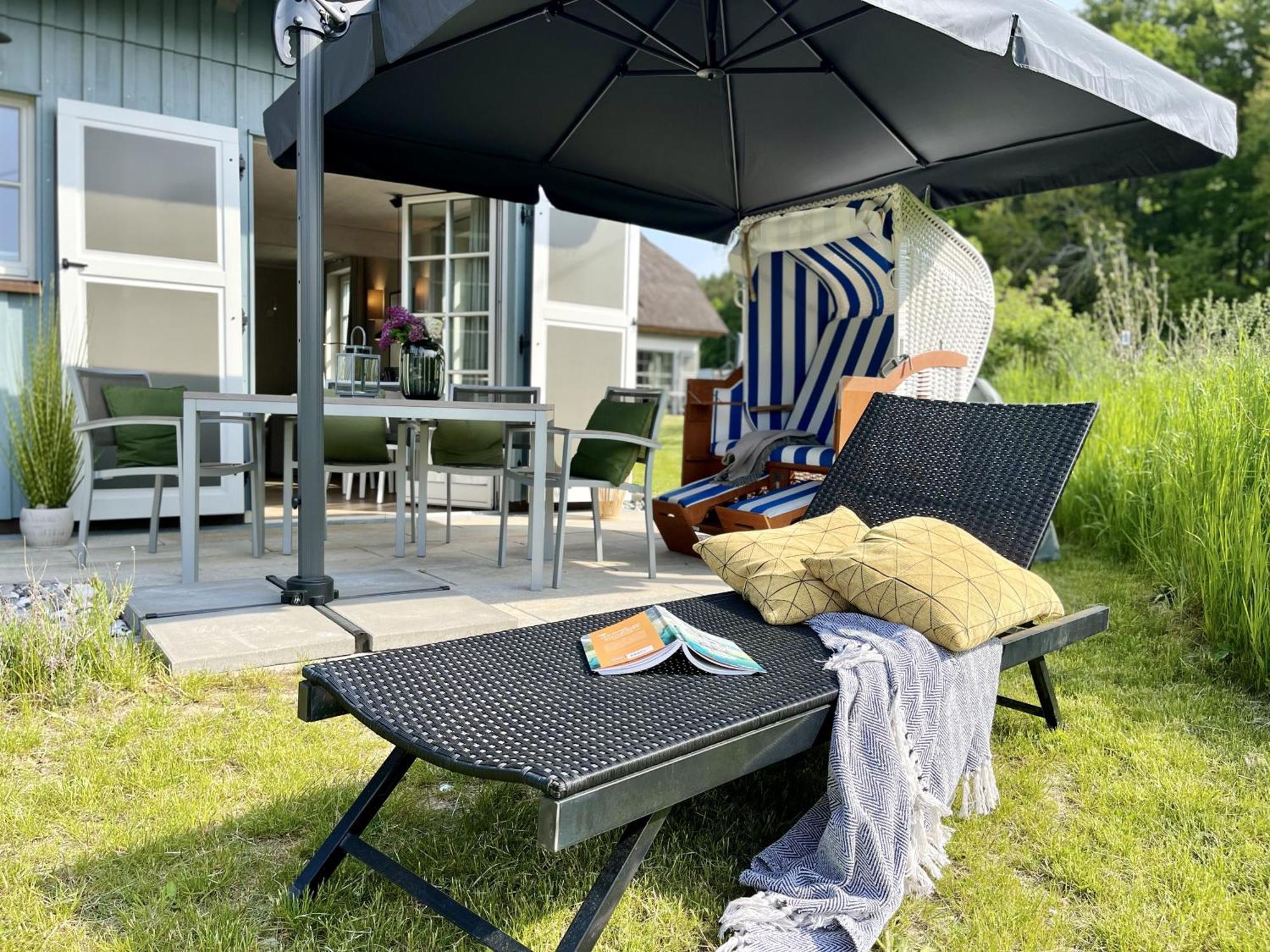 Ferienhaus Strandflieder 05 Feriendorf Klein Stresow Ruegen By Ruyastay Путбус Экстерьер фото